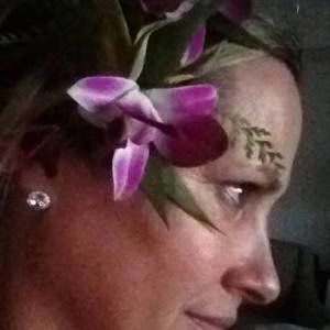 Meet your Posher, Roxanne